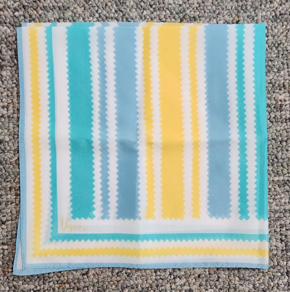 Vera Neumann Zig-Zag Striped Neck Scarf
